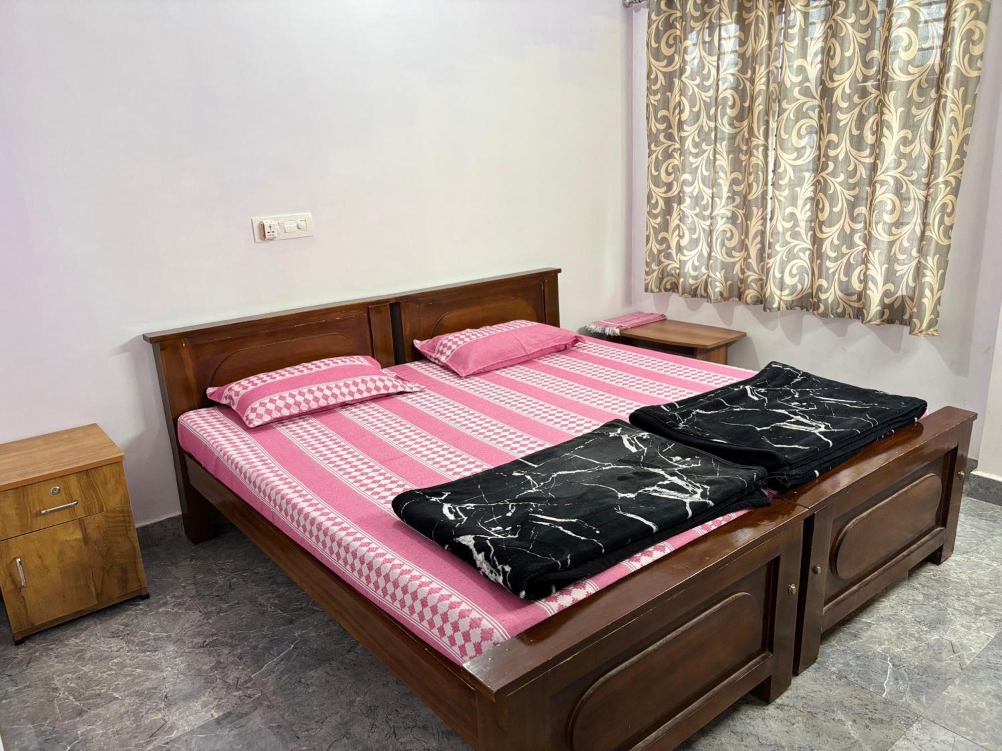 Srishti Homestay Madikeri Exterior foto